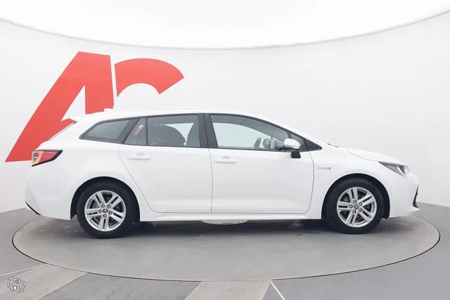 Toyota Corolla Touring Sports 1,8 Hybrid Active Edition - LO Image 6