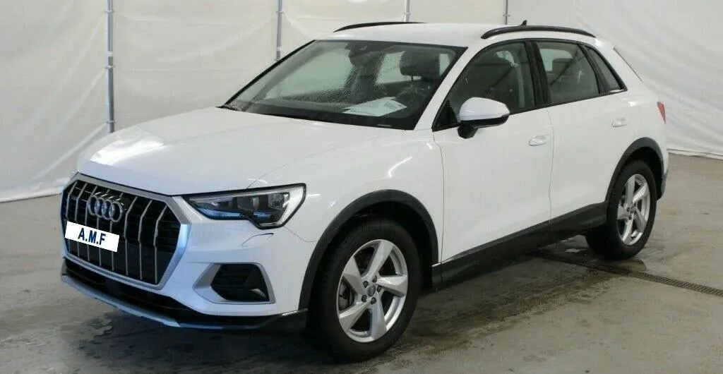 AUDI Q3 40 TFSI quattro S tronic Image 2